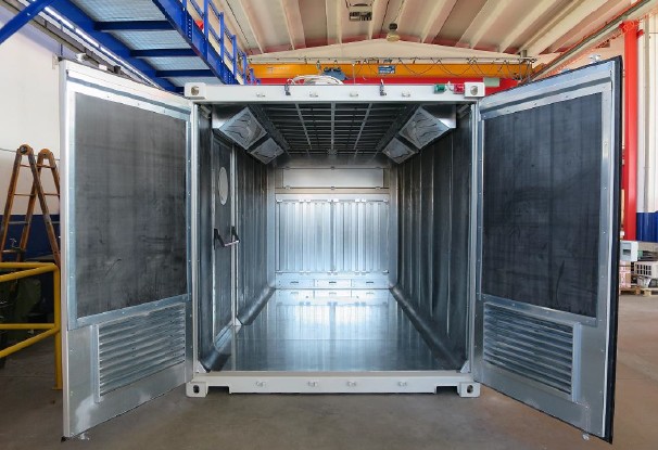 Cabine de peinture en Container.